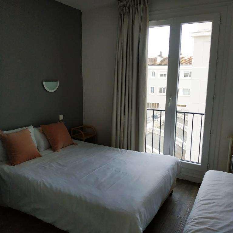 Brit Hotel Hermitage Royan Rom bilde